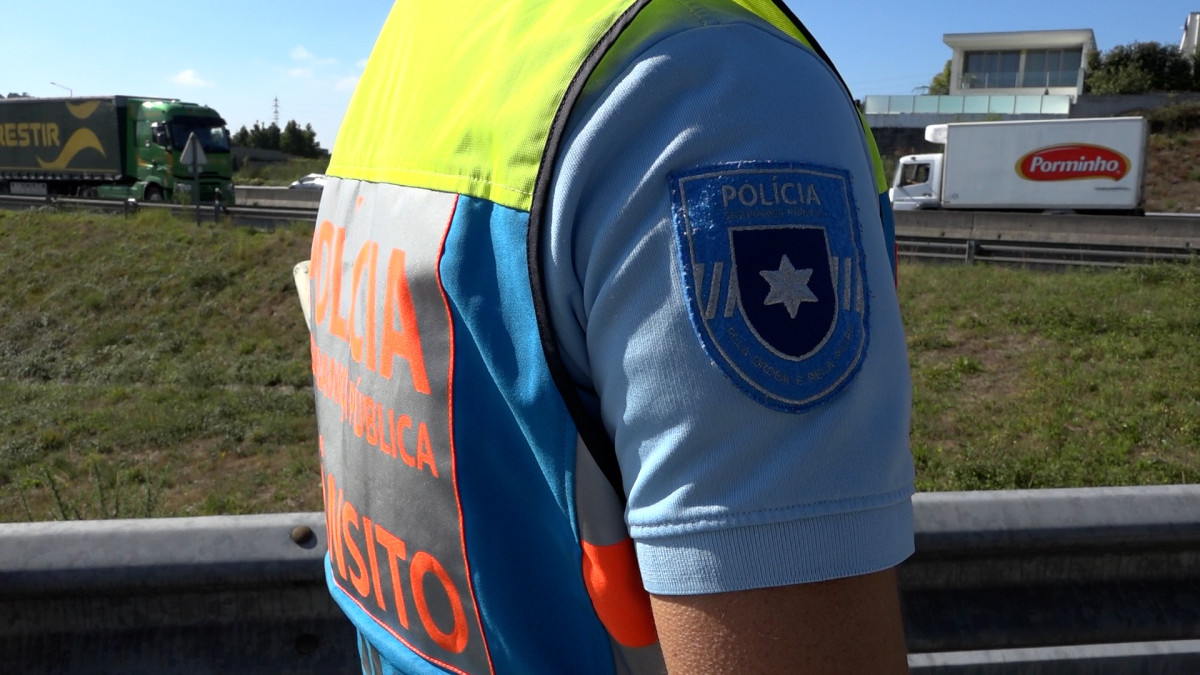 psp agente transito policia radar operacao velocidade estrada
