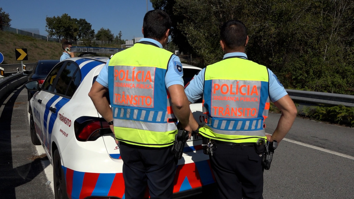 psp agente transito policia radar operacao velocidade estrada