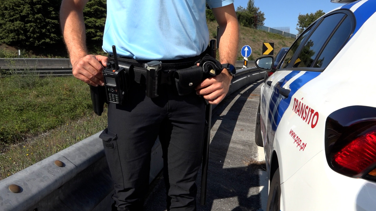 psp agente transito policia radar operacao velocidade estrada