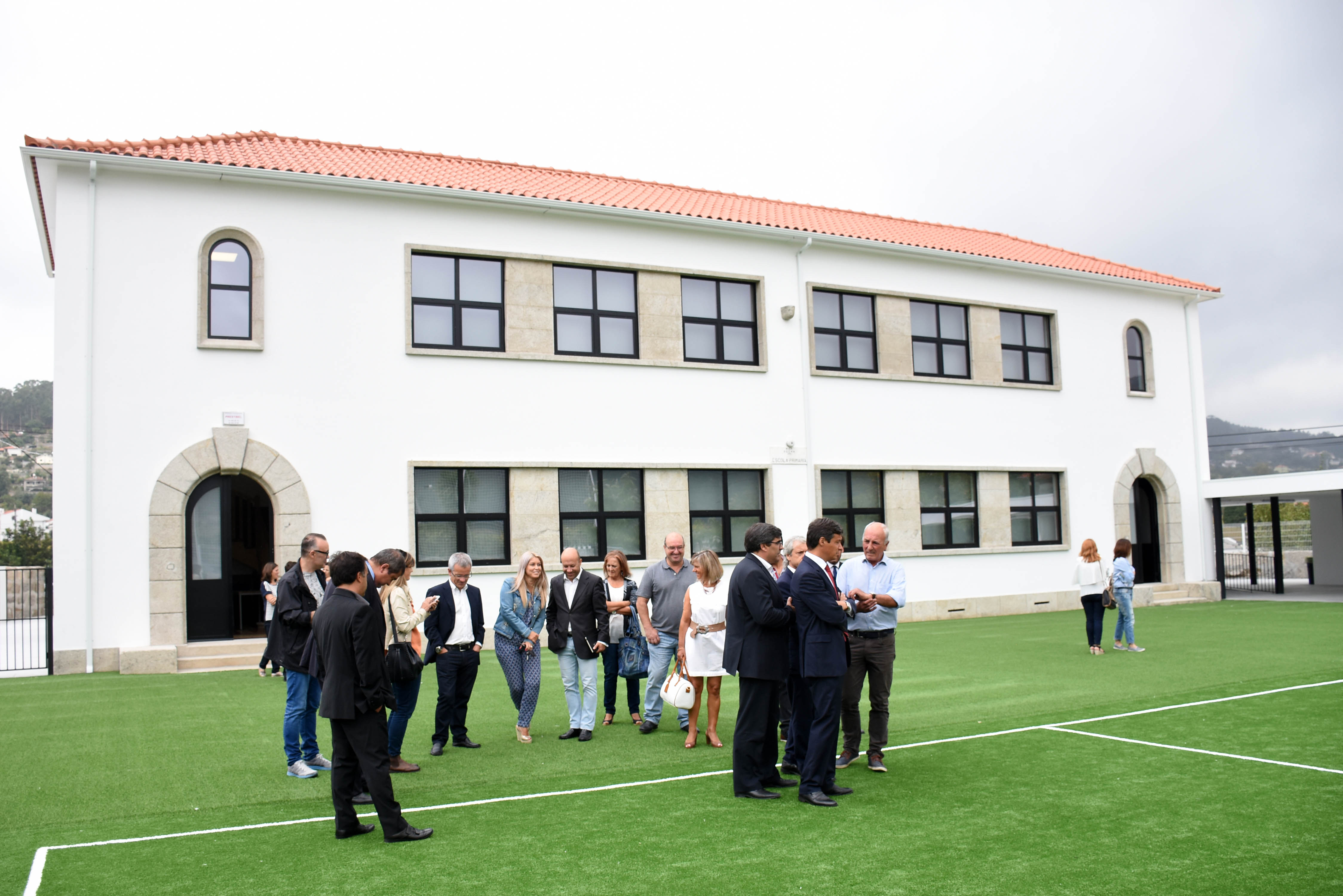 ESCOLA CENTENÁRIA ESTÁ PREPARADA PARA O FUTURO