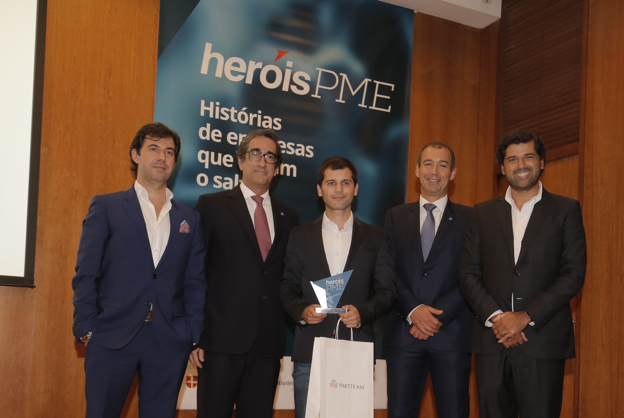 PARTTEAM & OEMKIOSKS DISTINGUIDO COMO “HERÓI PME”
