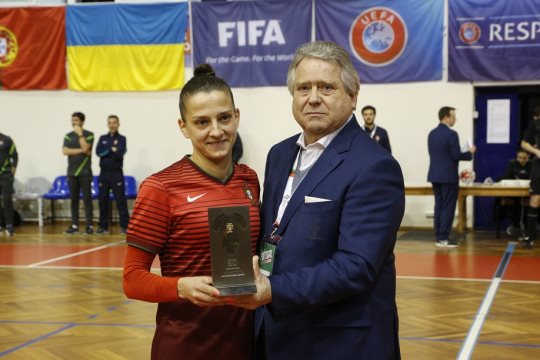 Ana Azevedo distinguida e nomeada para Jogadora do Ano de Futsal
