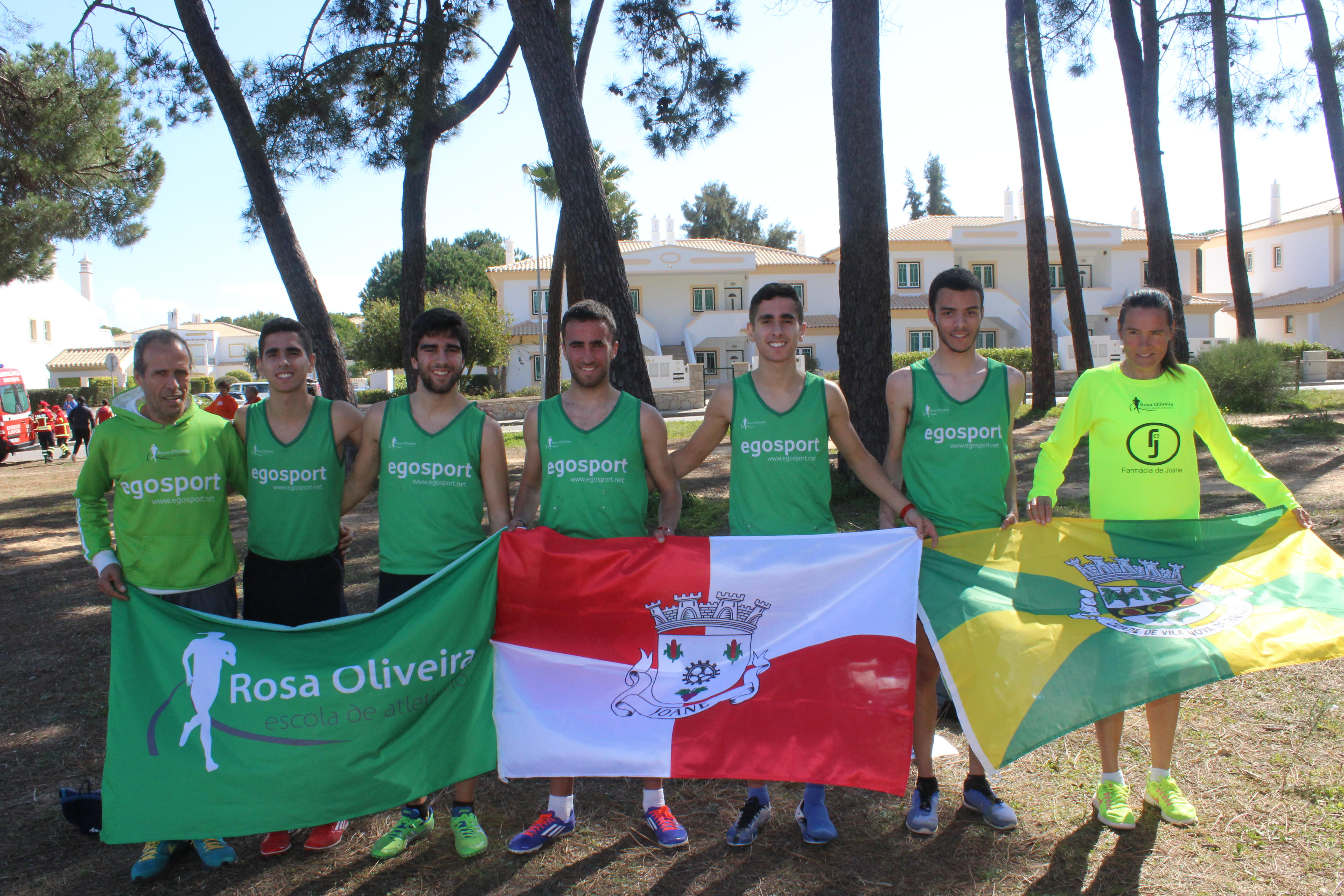 Atletas da Escola Atletismo Rosa Oliveira em destaque no Campeonato Nacional de Corta Mato Curto