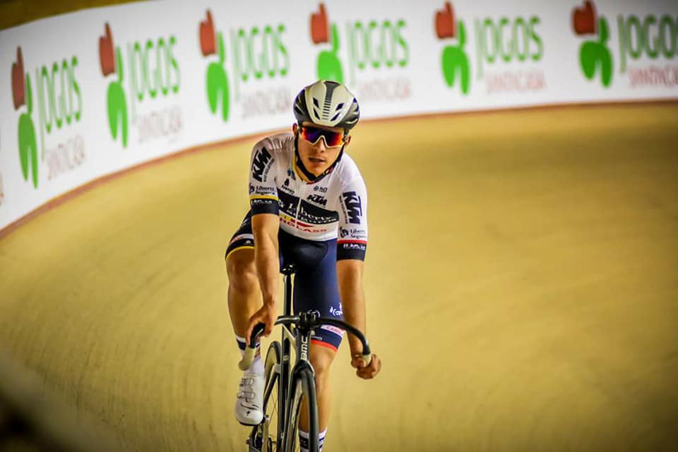 João Dinis conquista segundo lugar na Taça de Pista