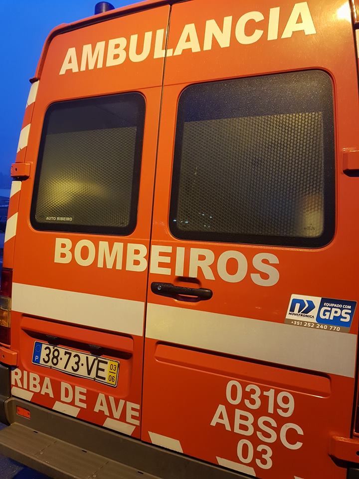 Homem cai de uma altura de 3 metros e fica ferido com gravidade