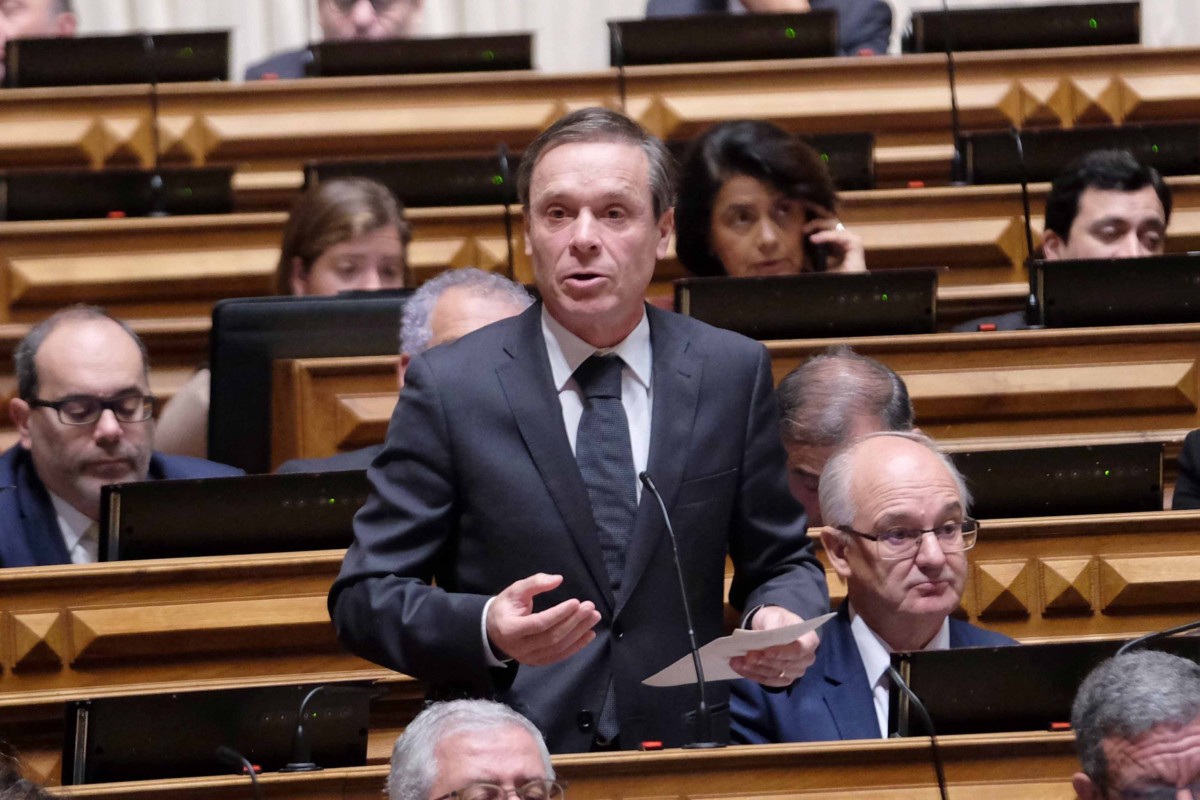 «Governo está-se a borrifar para os lousadenses»