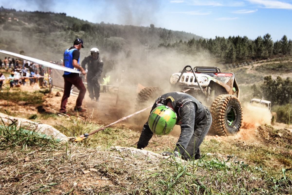 Três dezenas de equipas competem na terceira ronda do nacional de trial 4×4