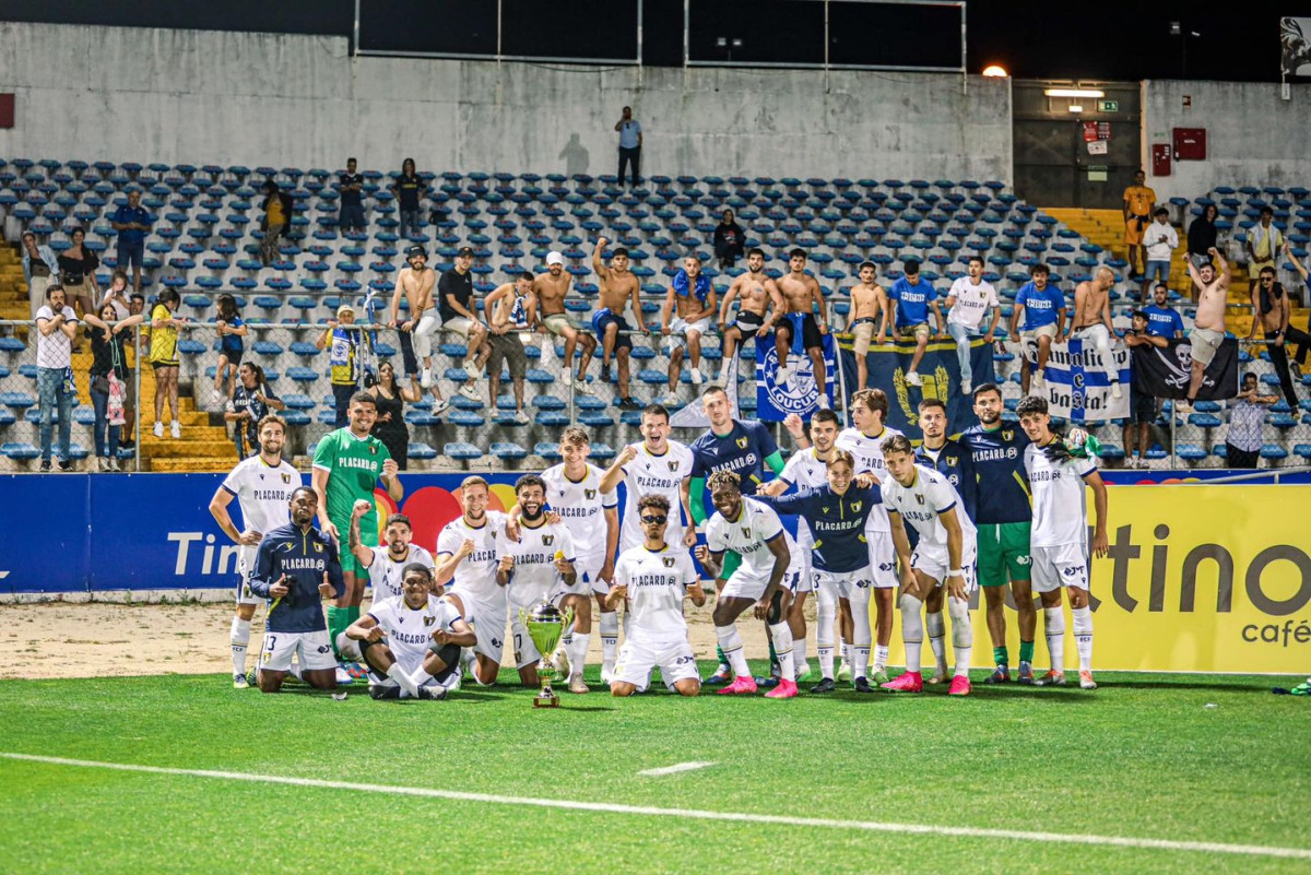 Famalicão vence Chaves (1-0) no Troféu Emílio Macedo
