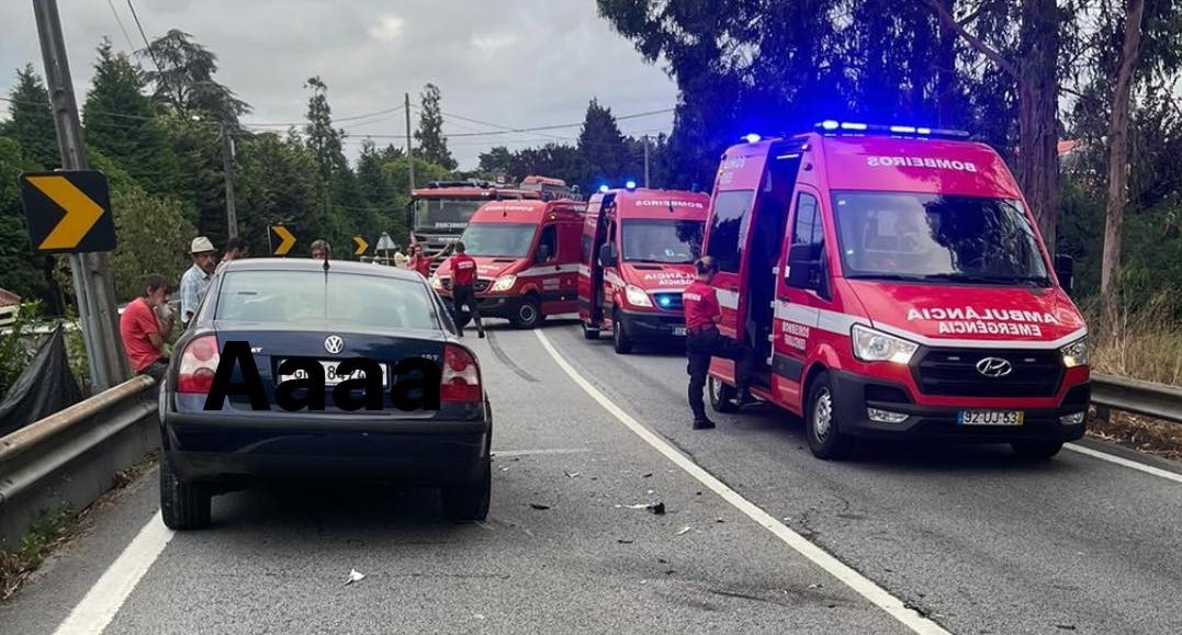 Famalicão: Três feridos em colisão a envolver três viaturas