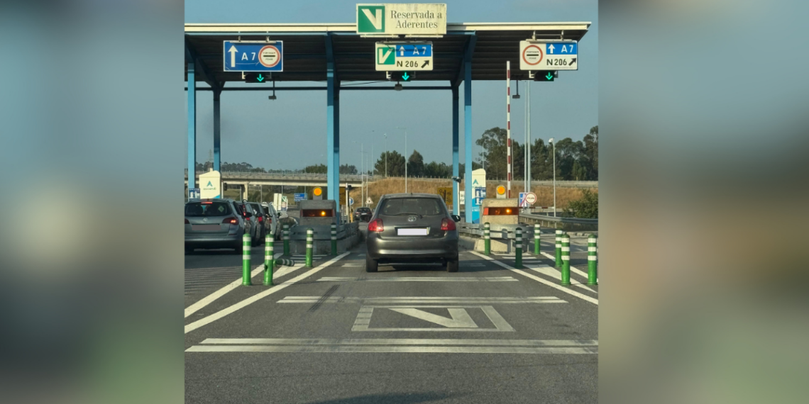 Filas na A7 em Touguinhó voltam a marcar o verão: Automobilistas criticam o facto de só existir uma entrada com Via Verde