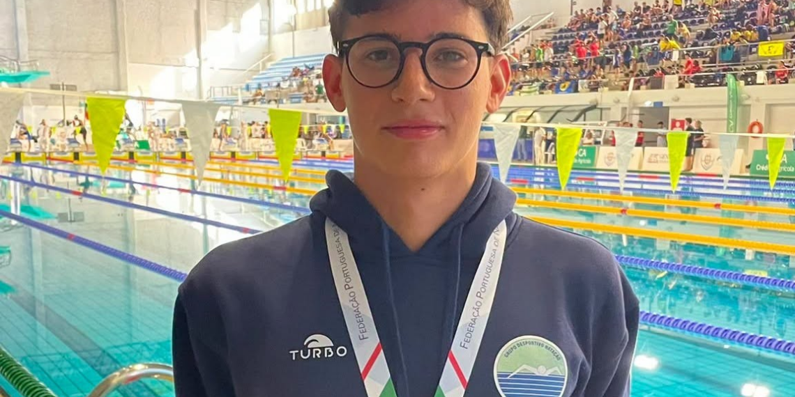 Famalicão: Afonso Monteiro é campeão nacional nos 1500 metros livres