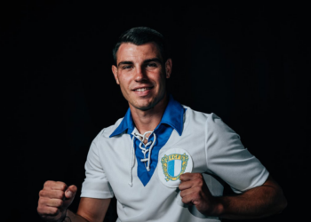 Famalicão: Avançado grego promete luta para vencer nos Açores (c/vídeo)