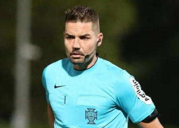 Famalicão: Árbitro da AF de Vila Real no Santa Clara x FC Famalicão