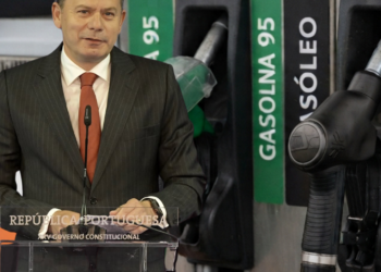 Governo recusa descer IVA nos combustíveis e alimentos