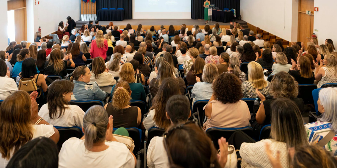 Famalicão: Ação de Capacitação para 500 assistentes de educação