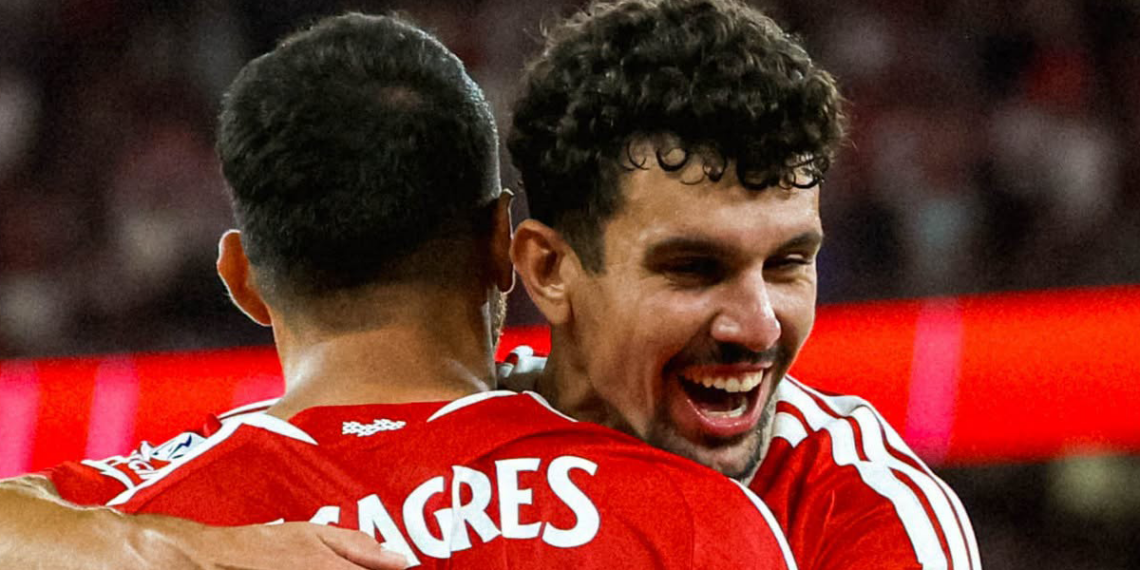 Famalicão: Tomás Araújo renova com o Benfica