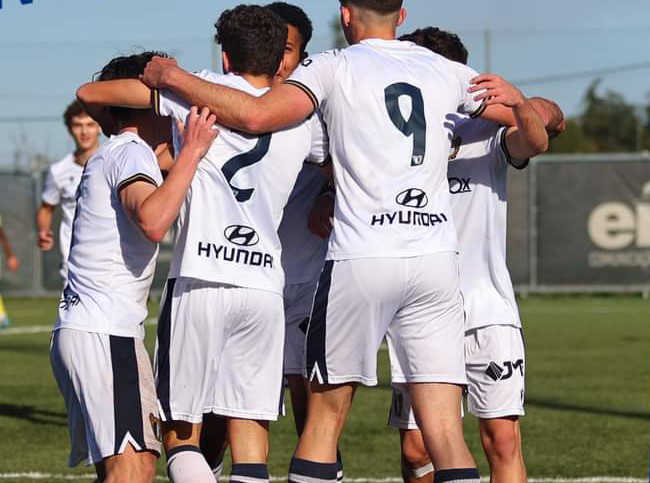 Famalicão: Sub-19 começam com vitória clara