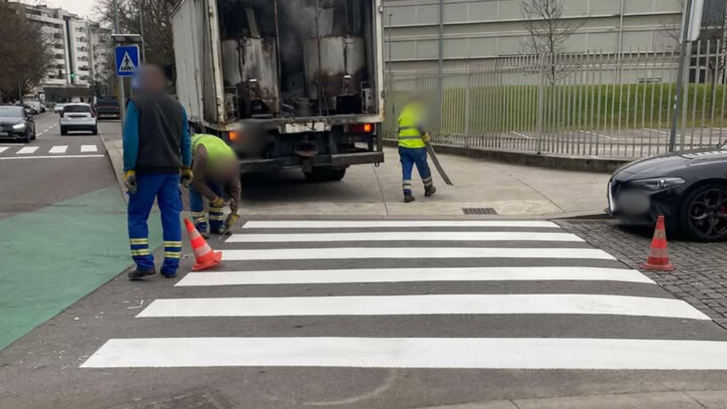 Famalicão: Passadeiras junto ao centro escolar ‘reforçadas’ com nova pintura