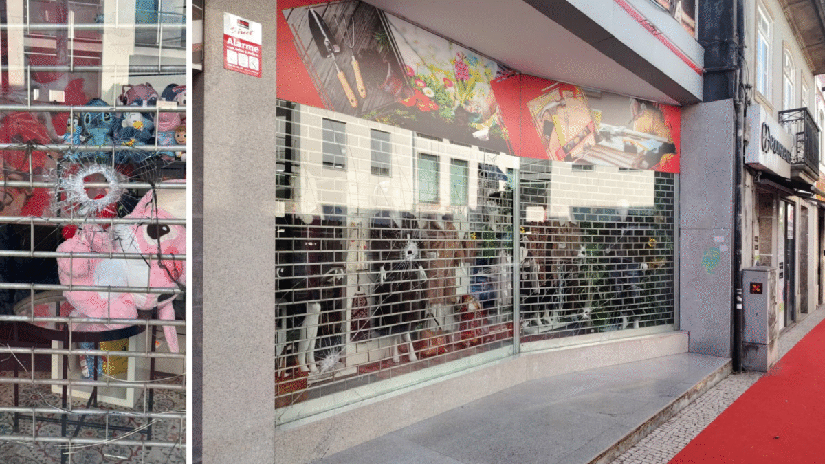 Madrugada violenta no centro de Famalicão: Destroem montra de loja e fogem